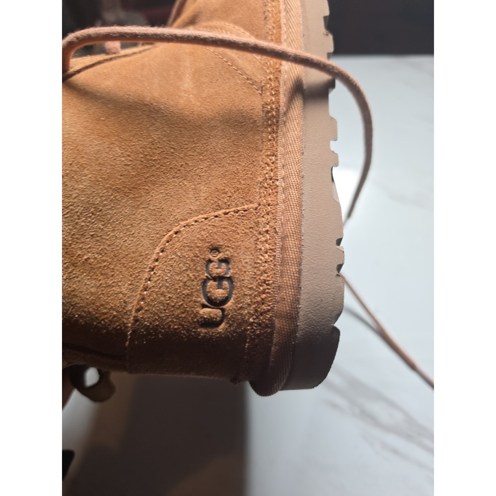 UGG - Picture 4 of 8